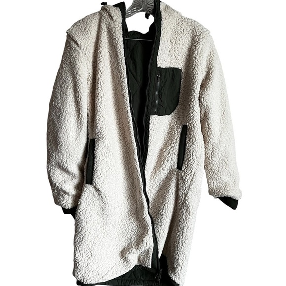Love Tree Olive Green Longline Quilted Reversible Sherpa Teddy Winter Coat - Picture 2 of 6